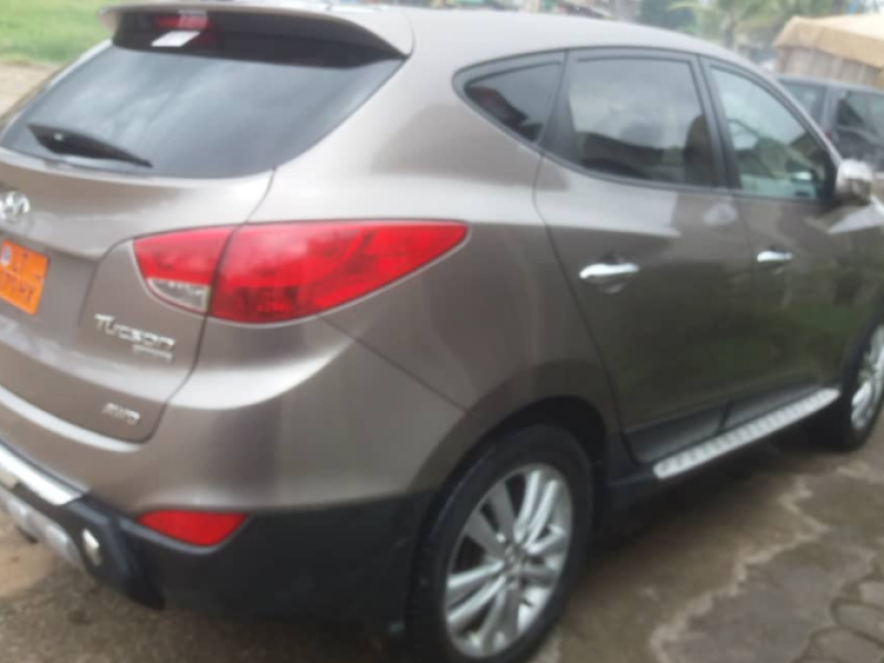HYUNDAI TUCSON 4×4