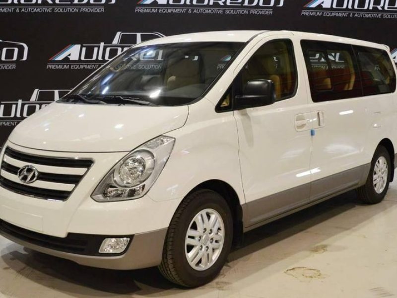 hyundai minibus