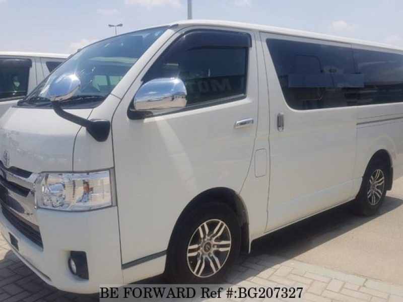 Toyota hiace 2015