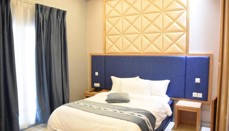 Chambre Standard Lit Queen-Size