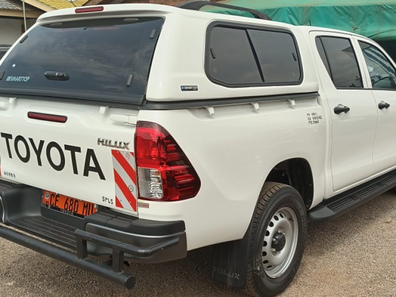 pick up hilux fermée
