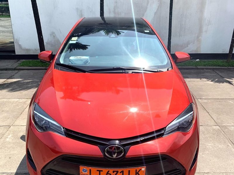 TOYOTA COROLLA 2018